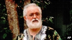 Padre José Luzia Gonçalves autor de “Igreja de Todos e de Alguém”