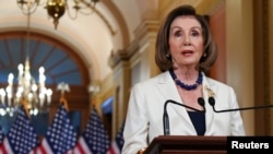 Nancy Pelosi tokom današnjeg obraćanja na Capitol Hillu (Foto: Reuters/Erin Scott)