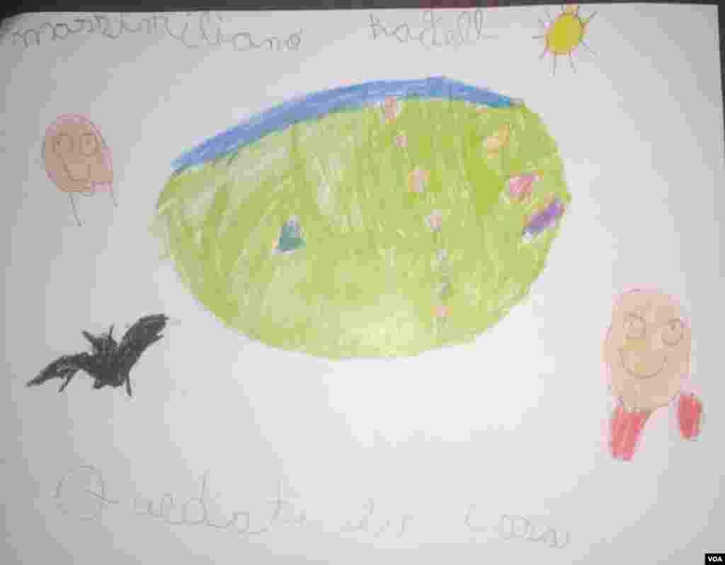 Este es el de Massimiliano, de 6 años de edad. Lavarse las manos cada cierto tiempo se puede convertir en un reto para ellos, por lo que inventar juegos para que se laven las manos hará que se convierta en un hábito más sencillo cuando se está en casa.