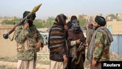ماه گذشته طالبان دریک حمله گروهی برمرکز شهر غزنی بیش از ۳۵۰ زندانی را از محبس این ولایت آزاد کردند