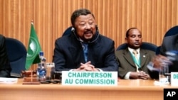 Eleição do presidente da Comissão da União Africana acabou por exacerbar as grandes divisões de blocos regionais e linguísticos no continente africano