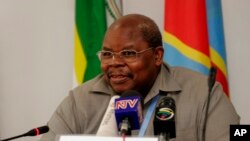 L'ancien président tanzanien Benjamin Mkapa