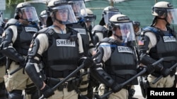 Unos cuatro mil agentes y policías antimotines han sido movilizados en Tampa para impedir actos de violencia durante la Convención.