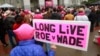 Rassemblement pour commémorer le 45e anniversaire de la décision de la Cour suprême sur le droit à l'avortement, le 22 janvier 2018, à Sacramento, en Californie.