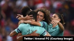 Les joueurs d’Arsenal jubilent après un lors d’un match amical remporté 5-1 contre PSG à Singapour, 28 juillet 2018. (Twitter/Arsenal FC)