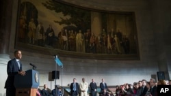 El presidente Barack Obama destacó en su discurso los aportes de inmigrantes y refugiados a este país en el 224 aniversario de la Ratificación de la Declaración de Derechos.