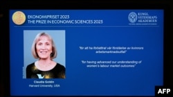 La ganadora del Premio Nobel de Economía 2023, Claudia Goldin, en el anuncio oficial de la Real Academia Sueca de las Ciencias, en Estocolmo, Suecia, el 9 de octubre de 2023.
