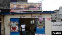 Un commerçant de Yopougon.