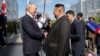 Pemimpin Korea Utara Kim Jong Un bertemu dengan Presiden Rusia Vladimir Putin di Kosmodrom Vostochny di Oblast Amur Wilayah Timur Jauh, Rusia, 13 September 2023. (Foto: KCNA via Reuters)