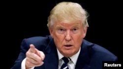 "¡No se tocó a las máquinas de votación!", agregó Trump en los mensajes en Twitter.