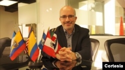 César Martínez, analista político y experto en medios