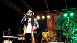 Freeman Tapily, musicien, Ouagadougou, le 20 septembre 2020. (VOA/Lamine Traoré)
