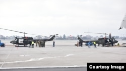 Arhivska fotografija: Helikopteri tipa Bell Hey 2 dopremljeni na Međunarodni aerodrom Sarajevo (Foto: Ministarstvo odbrane BiH)