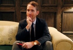 John Scott-Railton, peneliti senior di organisasi pengamat internet Citizen Lab, dalam sebuah kesempatan wawancara di New York, pada 17 Januari 2019. (Foto: AP)