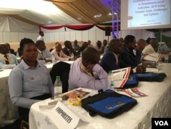 Abaqondisi bamankampani akwele Zimbabwe lamanye amazwe.