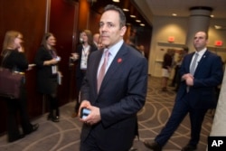 Matt Bevin, gobernador de Kentucky, durante el almuerzo en la reunión de invierno de la Asociación Nacional de Gobernadores en Washington, febrero, 2017.