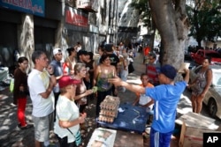 La escasez de alimentos se agudizó tras el apagón que comenzó el pasado jueves 7 de marzo de 2019 en Venezuela.