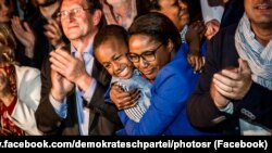 Monica Semedo festeja