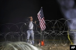Pese a la negativa y medidas del gobierno de EE.UU., los migrantes centroamericanos siguen llegando a la frontera.