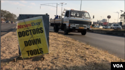 A poster publicizes the doctor strike in Harare, Sept. 3, 2019. (Columbus Mavhunga/VOA) 