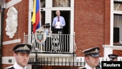 Gran Bretaña aun no otorga el salvoconducto para la salida de Assange hacia Ecuador.