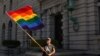 Pasangan Lesbian AS Tunggu Keputusan MA