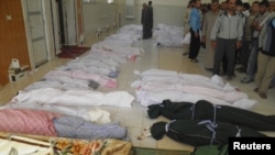 Oposisi mengatakan jumlah korban penyerbuan pemerintah Suriah di Huola, dekat Homs terus meningkat, mencapai sekitar 90 orang (26/5).