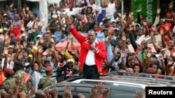President Kenya, Uhuru Kenyatta, berbicara dihadapan kampanye Jubilee Party di Nairobi, Kenya, 23 Oktober 2017.