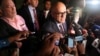 Otros de los puntos en los que Jorge Rodríguez aseguró habrá noticias este jueves es sobre las medidas de sustitución de privación de libertad en aquellos casos en los que “el ordenamiento jurídico venezolanos así lo permita”.