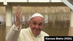 Papa Francis yuko kwenye ziwa takatifu la Namugongo.