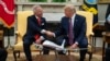 ¿Quiénes son los demócratas que votaron en contra del juicio político al presidente Trump?