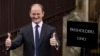 Anti-EU British Lawmaker Quits Party Days Ahead of Brexit 