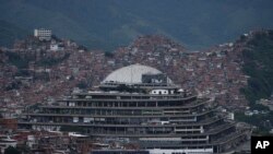 Fotografia de archivo del edificio de los servicios de inteligencia de Venezuela, conocidos como el SEBIN, en Caracas, en septiembre del año pasado.
