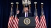 El presidente Donald Trump habla con la prensa desde la sala de conferencias de su club de golf en Nueva Jersey. 15 de agosto de 2020.