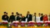 President Barack Obama toasts Malaysia's King Abdul Halim of Kedah during a state dinner at Istana Negara Palace in Kuala Lumpur, Apr. 26, 2014. At left is Malaysia's Prime Minister Najib Razak and at right is Queen Haminah. 