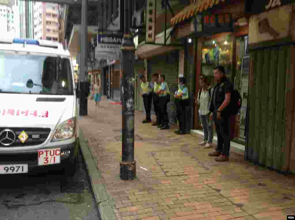 數萬港人參加七一大游行誓言守護香港(美國之音海彥拍攝)
