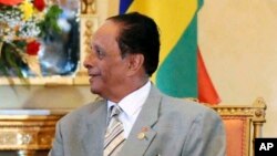 Le Premier ministre, Sir Anerood Jugnauth, 17 février 2009