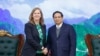 Thủ tướng Phạm Minh Chính và bà Lynn Maxwell, Tổng Giám đốc Thương mại toàn cầu của S&P Global Ratings - Ảnh: VGP.