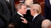 Trump vuelve a replicar a Roberts sobre rechazo a críticas de jueces federales