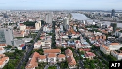 FILE - Kota Phnom Penh, 20 November 2024.