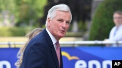 លោក Michel Barnier ប្រធាន​ក្រុម​ចរចា​លើ​ការ​ចាកចេញ​របស់​អង់គ្លេស​ពី​សហភាព​អឺរ៉ុប​ទៅ​ដល់​កិច្ចប្រជុំ​មួយ​នៅ​ក្នុង​ក្រុង​ប្រ៊ុចសែល កាលពី​ថ្ងៃទី២២ ខែមិថុនា ឆ្នាំ២០១៧។