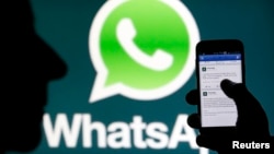Los usuarios de WhatsApp en teléfonos Android, podrían ver comprometida su seguridad, aunque la compañía culpa a Google.