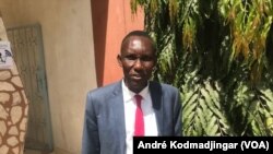 Dr Sitack Yombatinan Beni vice-président du parti les Transformateurs à N'Djamena, au Tchad, le 10 février 2022. (VOA/André Kodmadjingar).