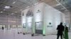 "BioNtainers" di pabrik perusahaan BioNTech di Marburg, Jerman, 11 Februari 2022. (REUTERS/Fabian Bimmer/File Photo).