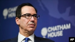 美國財政部長努欽在倫敦皇家國際事務研究所發表演講（2020年1月25日）。