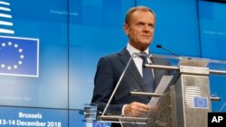 Predsednik Evropskog saveta, Donald Tusk, govori tokom konferencije za štampu na samitu EU u Briselu, 14. decembra 2018.