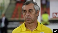 Alain Giresse alors sélectionneur du Gabon, Guinée-Equatoriale, le 27 janvier 2015