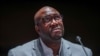 Le frère de George Floyd, Philonise Floyd, donne lors de l'audience du comité judiciaire de la Chambre sur les pratiques de police au Capitol à Washington, DC, États-Unis, le 10 juin 2020. Michael Reynolds / Pool via REUTERS