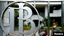 FILE: Logo Bank Indonesia di Kantor Pusat Bank Indonesia di Jakarta, 2September 2020. (REUTERS/Ajeng Dinar Ulfiana)