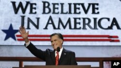 Mitt Romney prometió honrar los ideales democráticos de EE.UU e invocó el legado de los presidentes Harry Truman y Ronald Reagan.
